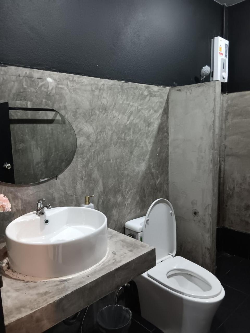 Hotel Nimman 9 Chiang Mai Zewnętrze zdjęcie